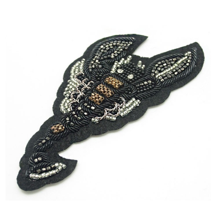 源頭廠家立體印度繡新款金屬絲繡花章服裝箱包輔料批發可設計